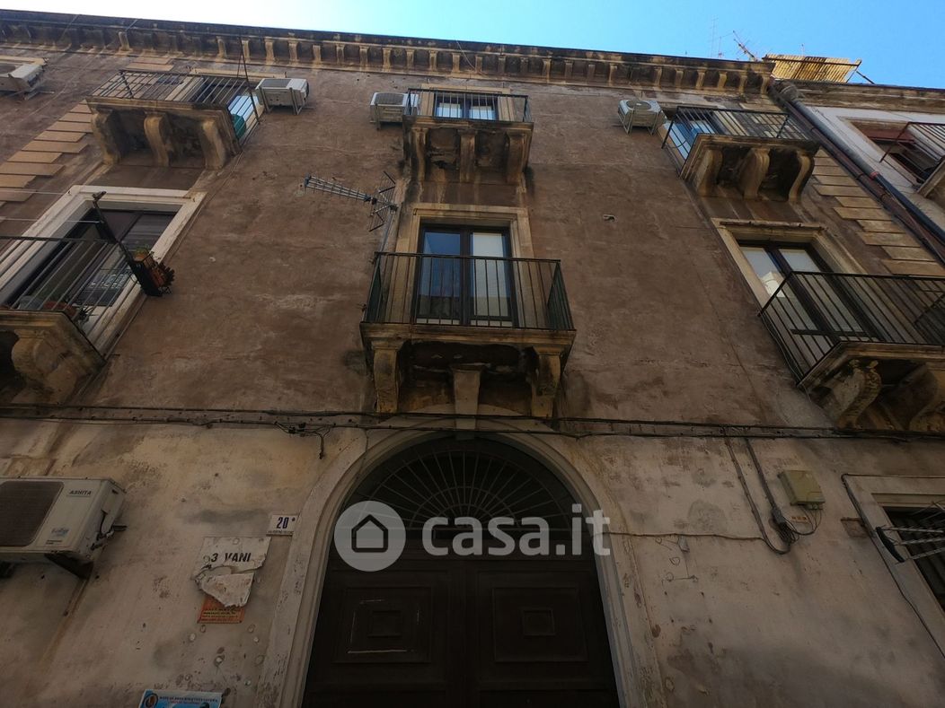 Appartamento in Vendita in Via Fortino Vecchio a Catania