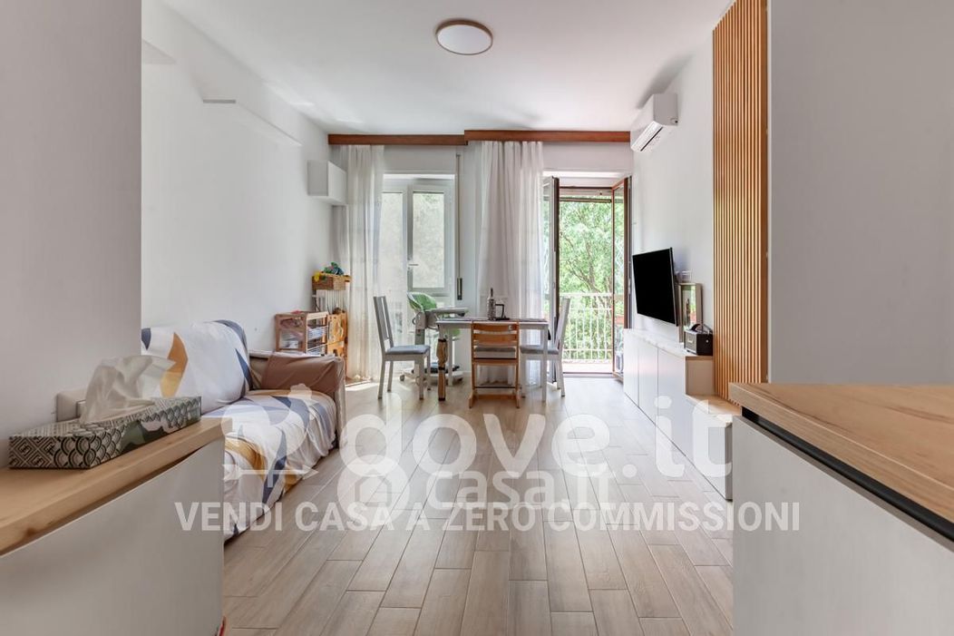 Appartamento in Vendita in Viale Faenza 26 /1 a Milano