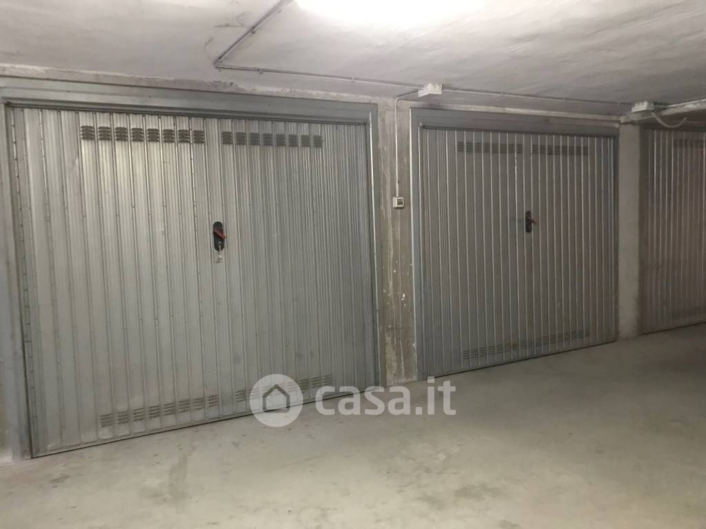Garage/Posto auto in Vendita in a Piacenza