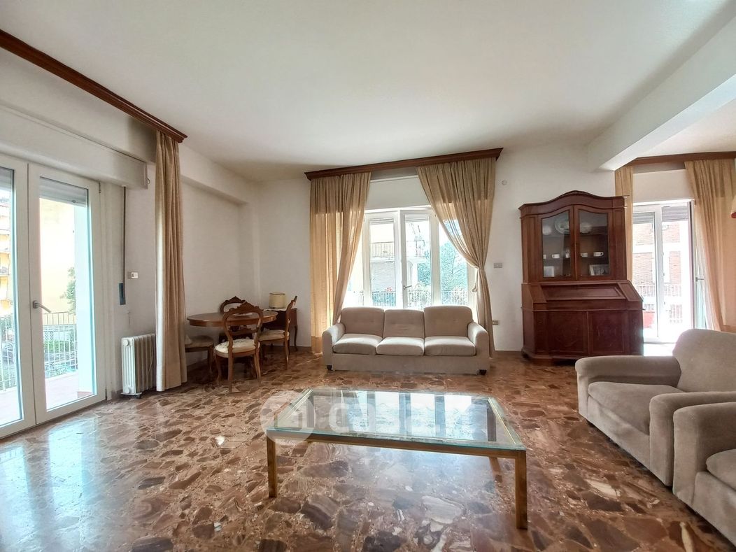Appartamento in Vendita in Via Goffredo Mameli a Perugia