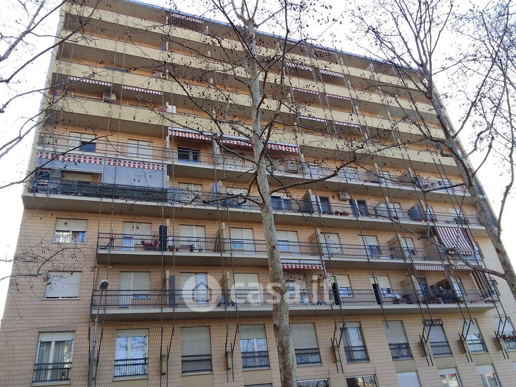 Appartamento in Vendita in Via Piobesi 25 a Torino