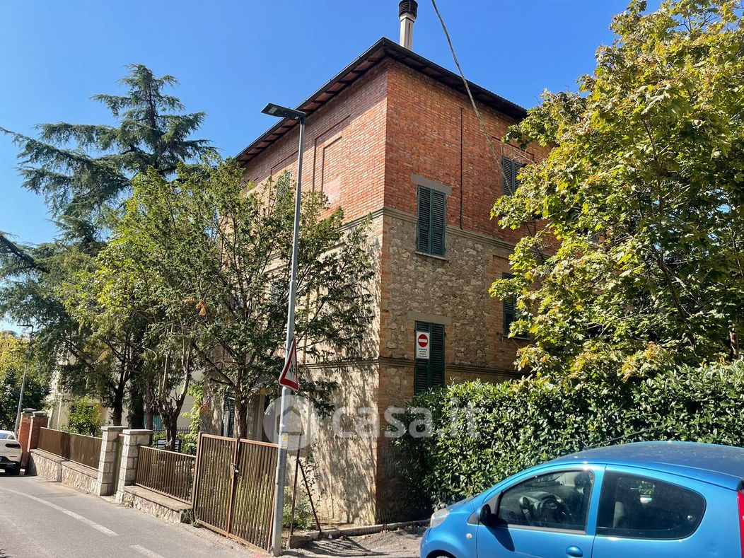 Casa indipendente in Vendita in Via Martiri dei Lager a Perugia