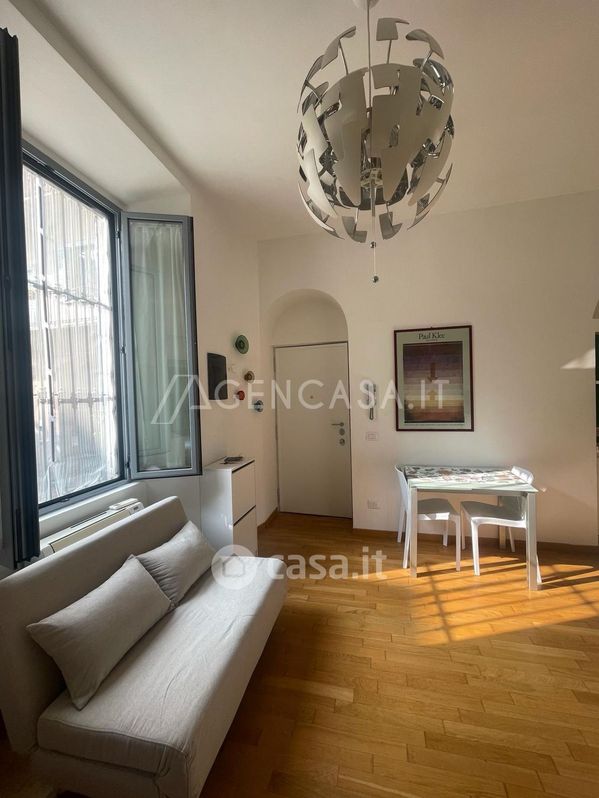 Appartamento in Affitto in Via Pietro Maroncelli a Milano