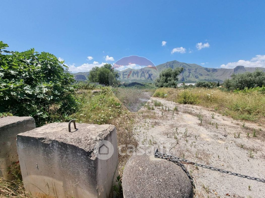 Terreno edificabile in Vendita in Via Messina Montagne a Palermo