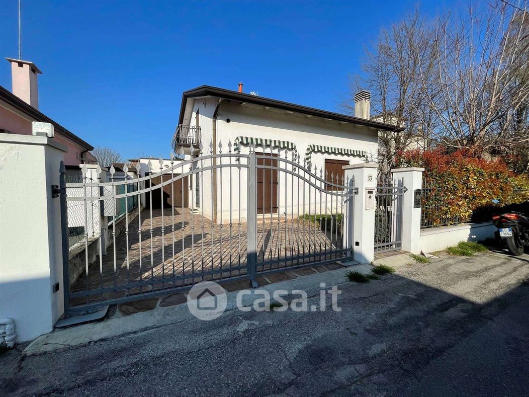 Casa indipendente in Vendita in Via Calucci a Venezia