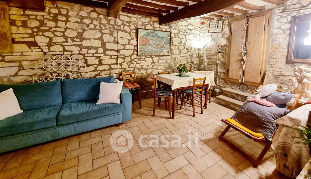 Appartamento in Vendita in Strada di Villa Pitignano 47 C a Perugia
