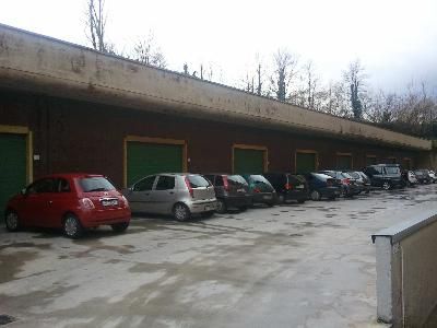 Garage/Posto auto in Vendita in Via Appia 115 a Atripalda