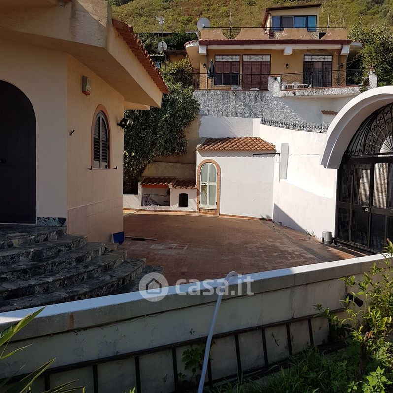 Villa in Vendita in Località Località Località Casa Bianca a Messina