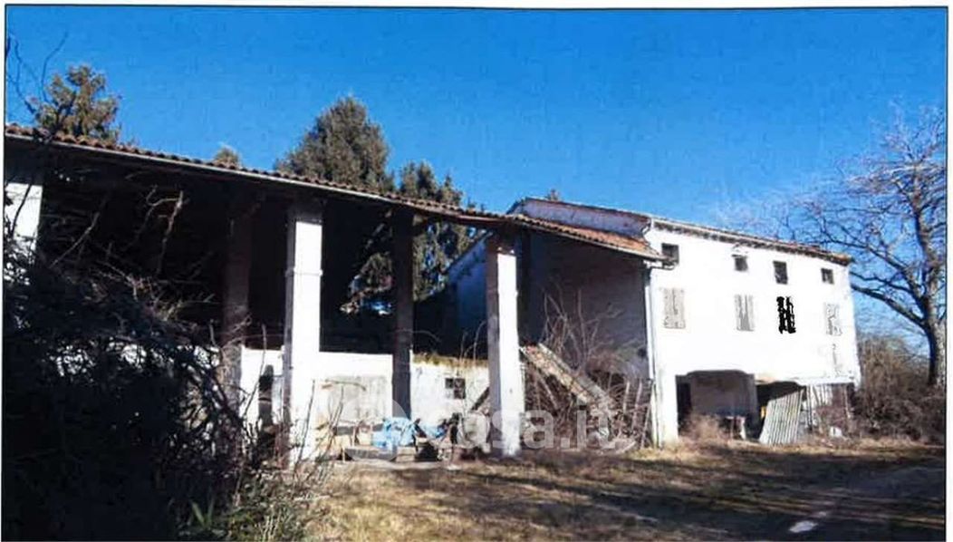 Casa Bi/Trifamiliare in Vendita in Via Basse a Tezze sul Brenta