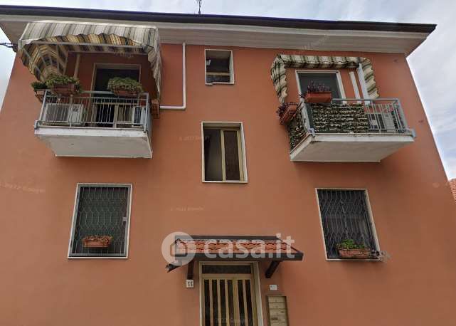 Appartamento in Vendita in Via Vesuvio 11 a Nova Milanese
