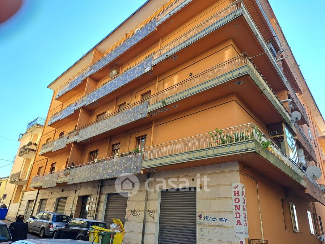 Appartamento in Vendita in Via Francesco Crispi 166 a Catanzaro