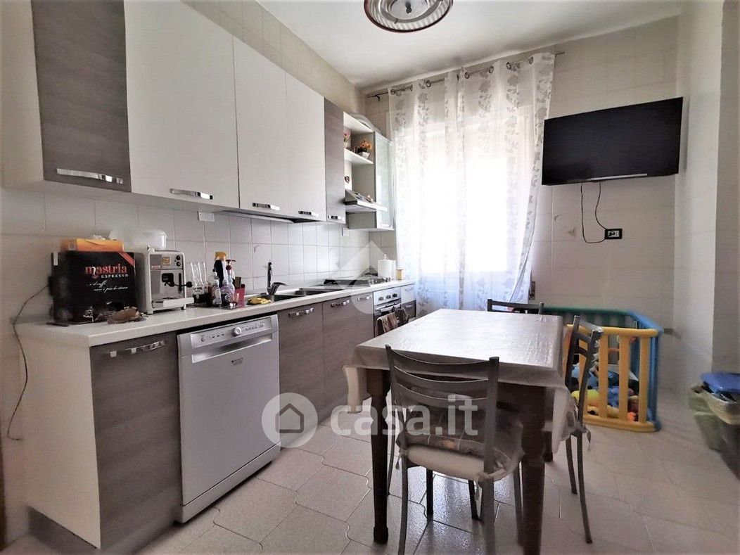Appartamento in Vendita in Via Bruno Chimirri 24 a Catanzaro