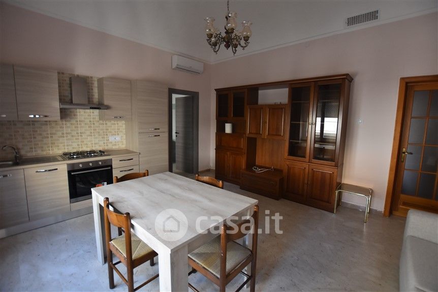 Appartamento in Affitto in Via Enzo a Sassari