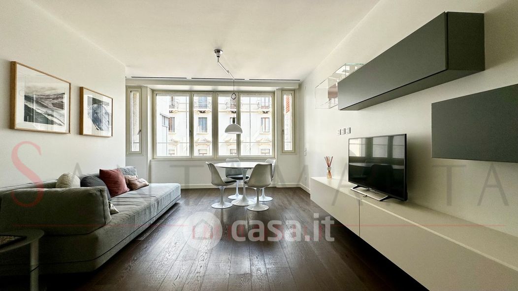 Appartamento in Affitto in Via Giacomo Leopardi a Milano