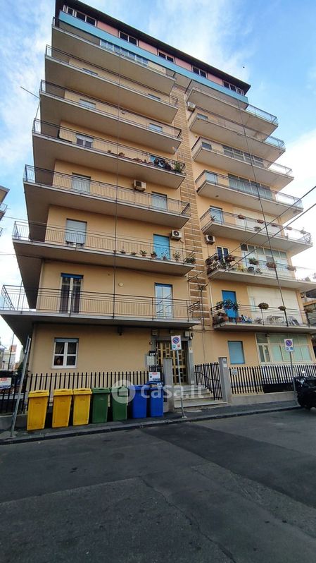 Appartamento in Vendita in Via Riccardo Quartararo 9 a Catania