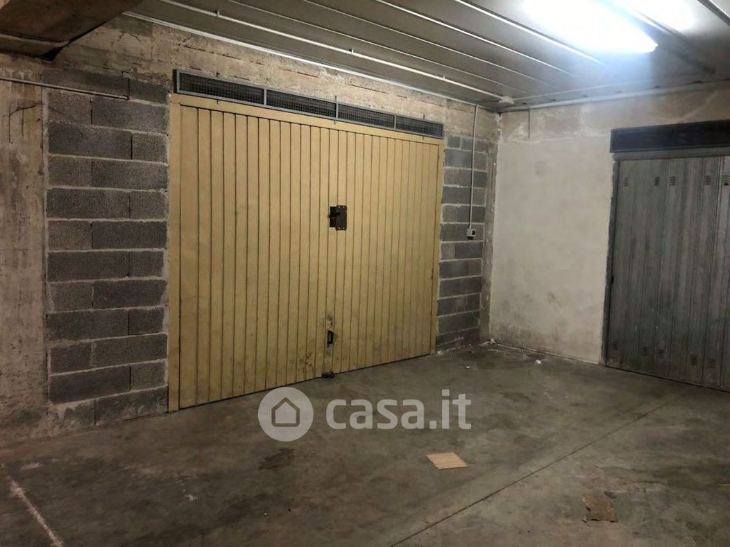 Garage/Posto auto in Vendita in Via Gioacchino Rossini a Rende