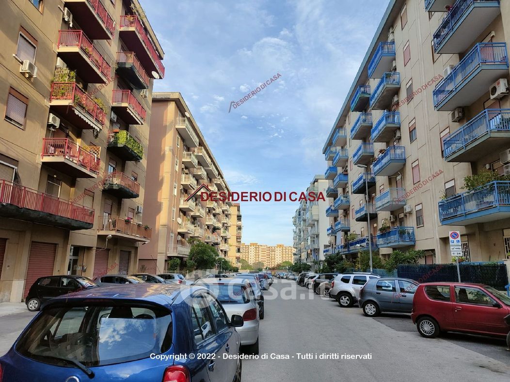Appartamento in Vendita in Via Belmonte Chiavelli 9 a Palermo