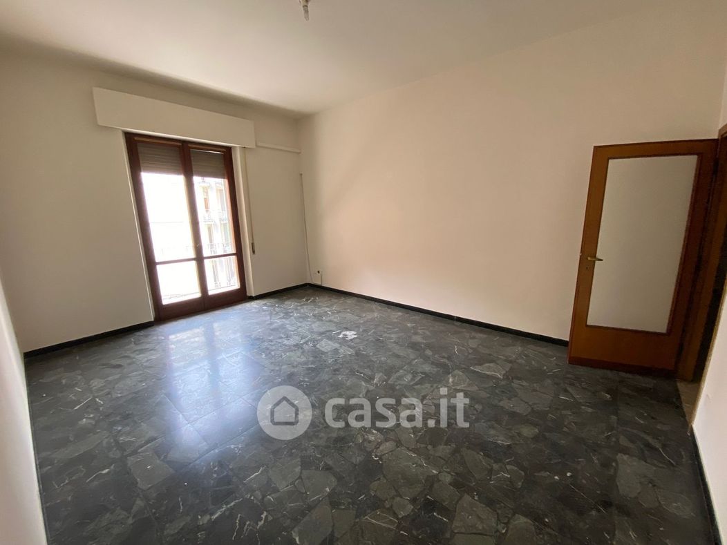 Appartamento in Vendita in Viale Montegrappa a Prato