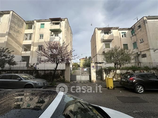 Appartamento in Vendita in Via Giulio Antonio Acquaviva a Caserta