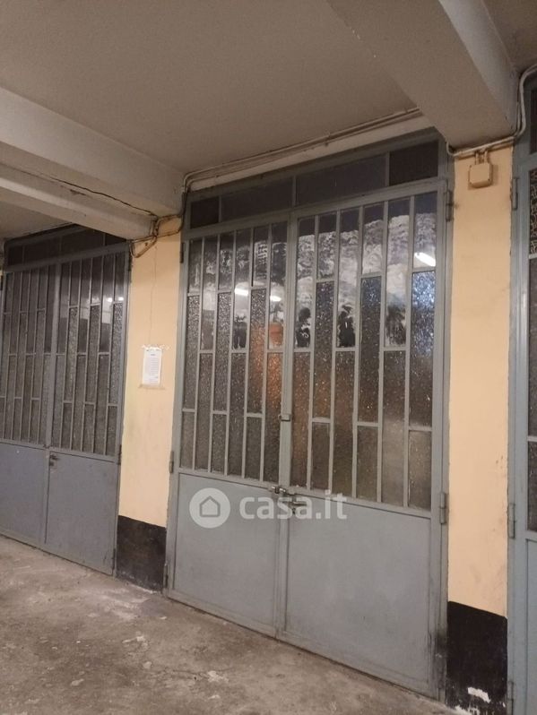 Garage/Posto auto in Vendita in Via Sette Comuni 57 a Torino