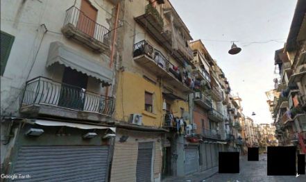 Appartamento in Vendita in Via Sant' Antonio Abate a Napoli