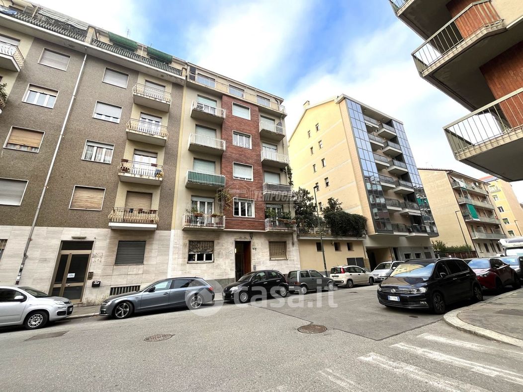 Appartamento in Vendita in Via Giovanni Spano 14 /8 a Torino