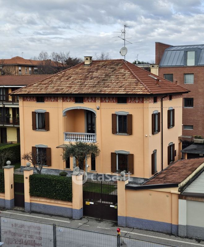 Casa indipendente in Vendita in Via Trieste 11 a Treviglio
