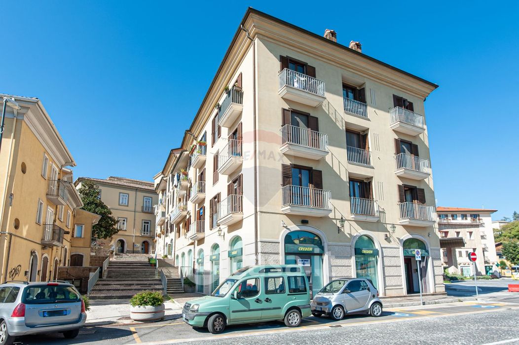 Appartamento in Vendita in Via Calata Montagnola 8 a Avellino