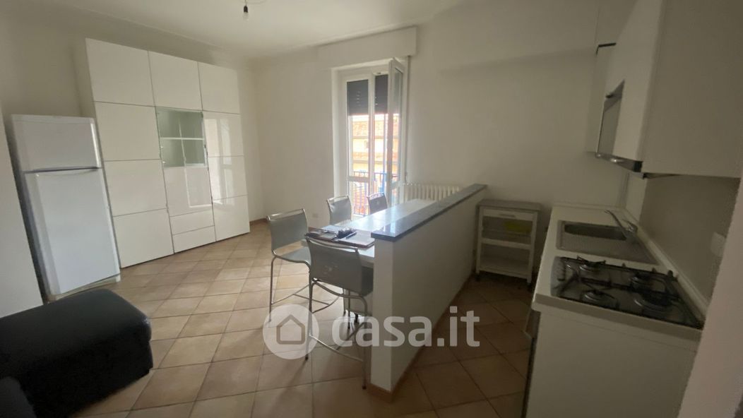 Appartamento in Affitto in Via Alessandro Manzoni a Varese