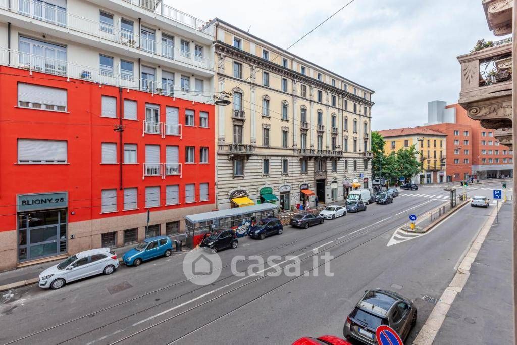 Appartamento in Vendita in Largo Isabella d'Aragona a Milano