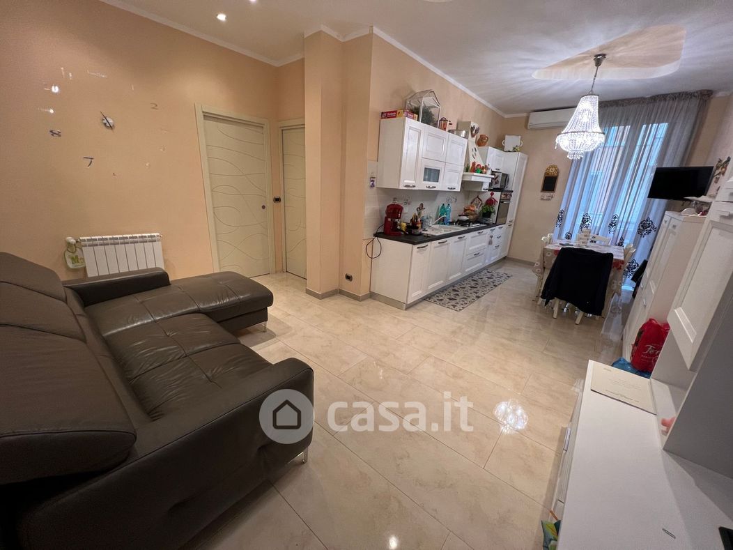 Appartamento in Vendita in Via Dottesio a Genova