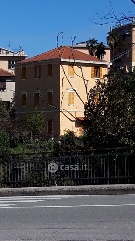 Appartamento in Vendita in Salita D. Morchio a Genova
