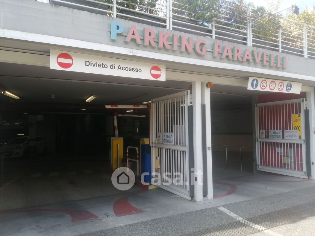 Garage/Posto auto in Vendita in Via Luigi Giuseppe Faravelli a Roma