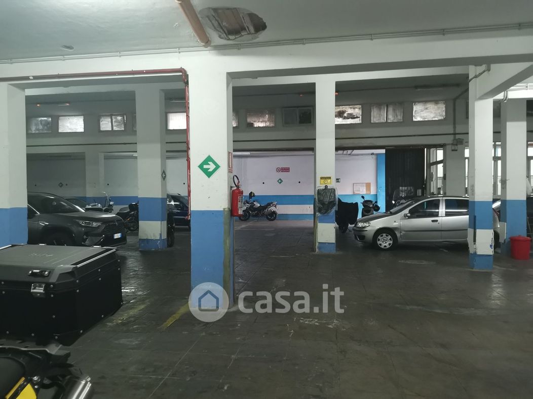 Garage/Posto auto in Vendita in Via Oreto a Palermo