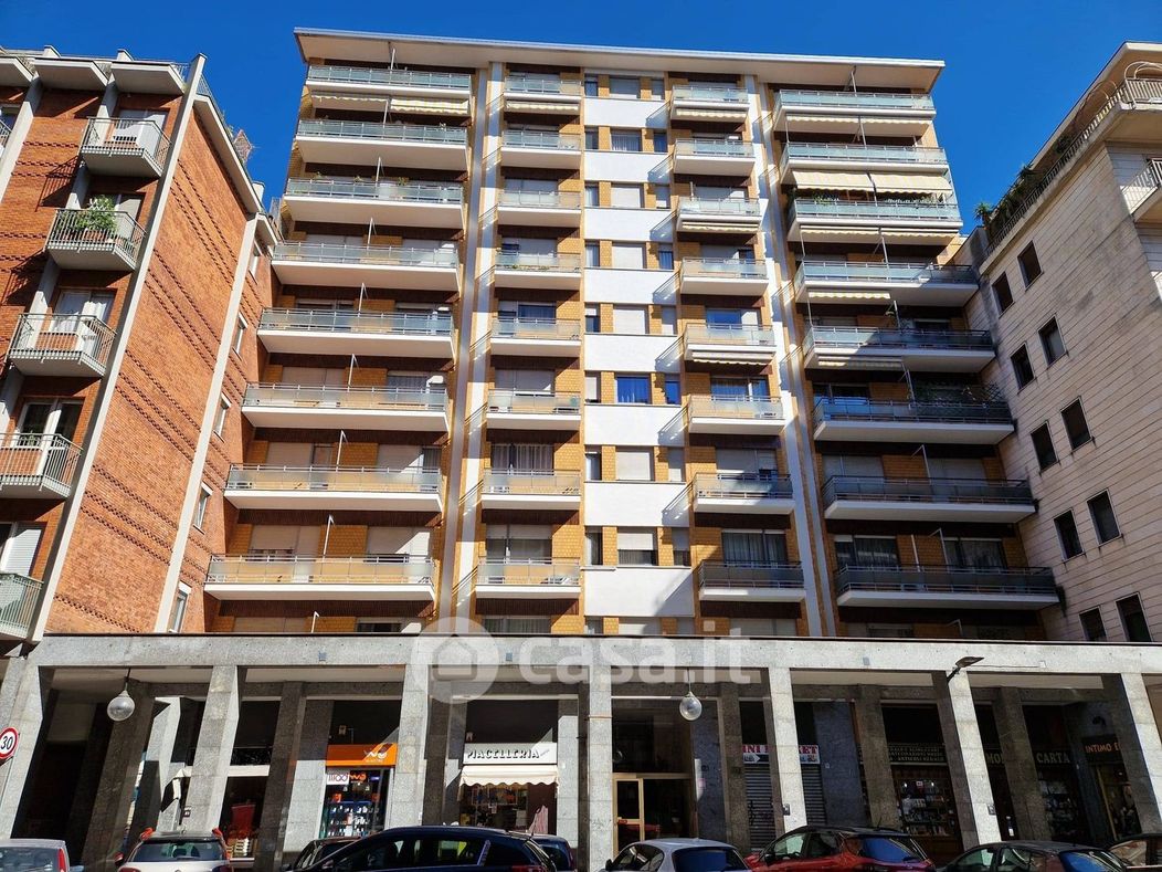 Appartamento in Vendita in Via Pietro Francesco Guala 121 a Torino