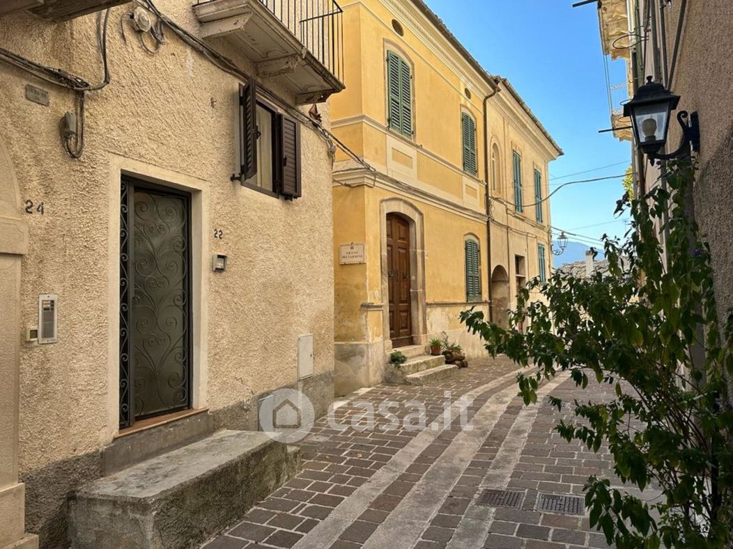 Casa indipendente in Vendita in Via del carmine a Caramanico Terme