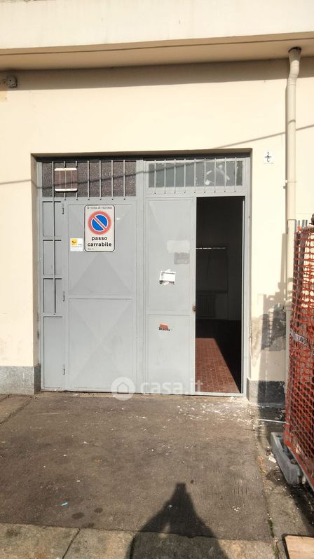 Negozio/Locale commerciale in Affitto in Via Chialamberto 2 a Torino