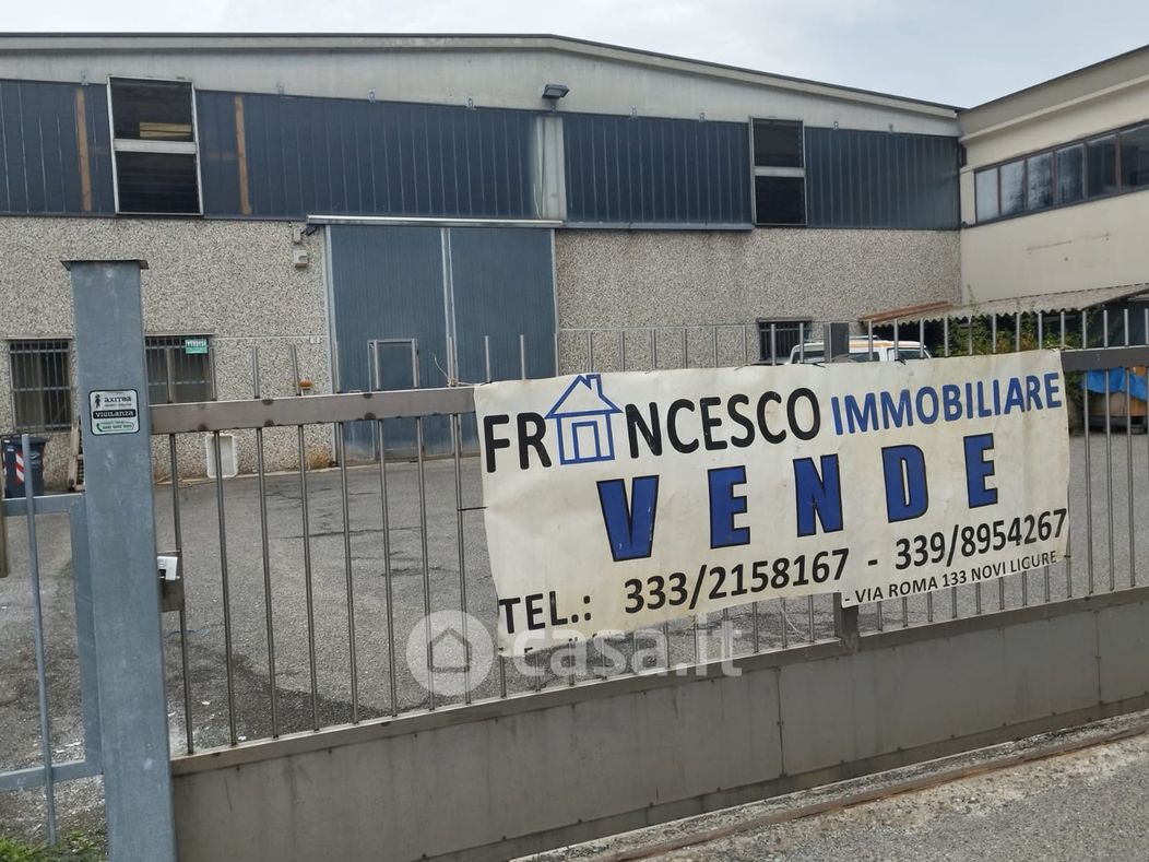 Negozio/Locale commerciale in Vendita in a Novi Ligure