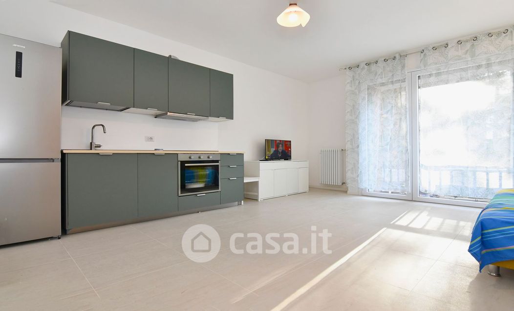 Appartamento in Affitto in Via Privata Paternò 15 a Milano