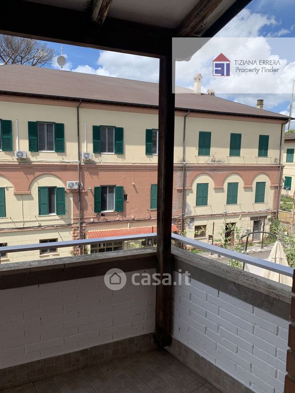 Appartamento in Vendita in Via Sarsina a Roma