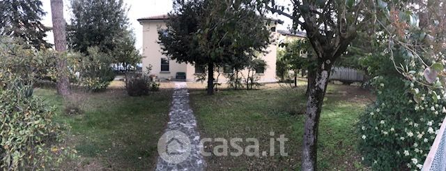 Villa in Vendita in cella 98 a Ravenna