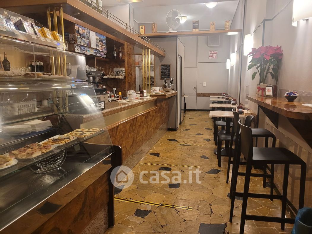 Bar in Vendita in Via roma 6 a Mantova