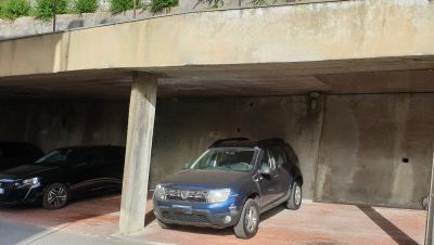 Garage/Posto auto in Vendita in Via Giulio Tanini a Genova