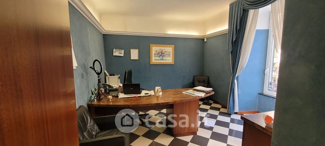 Ufficio in Affitto in Corso Buenos Aires a Genova