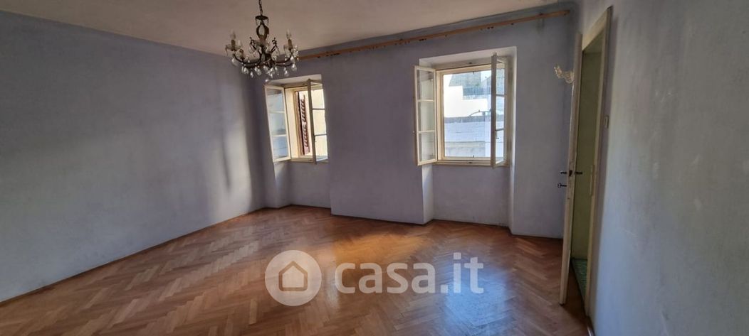 Appartamento in Vendita in Via della Madonnina a Trieste