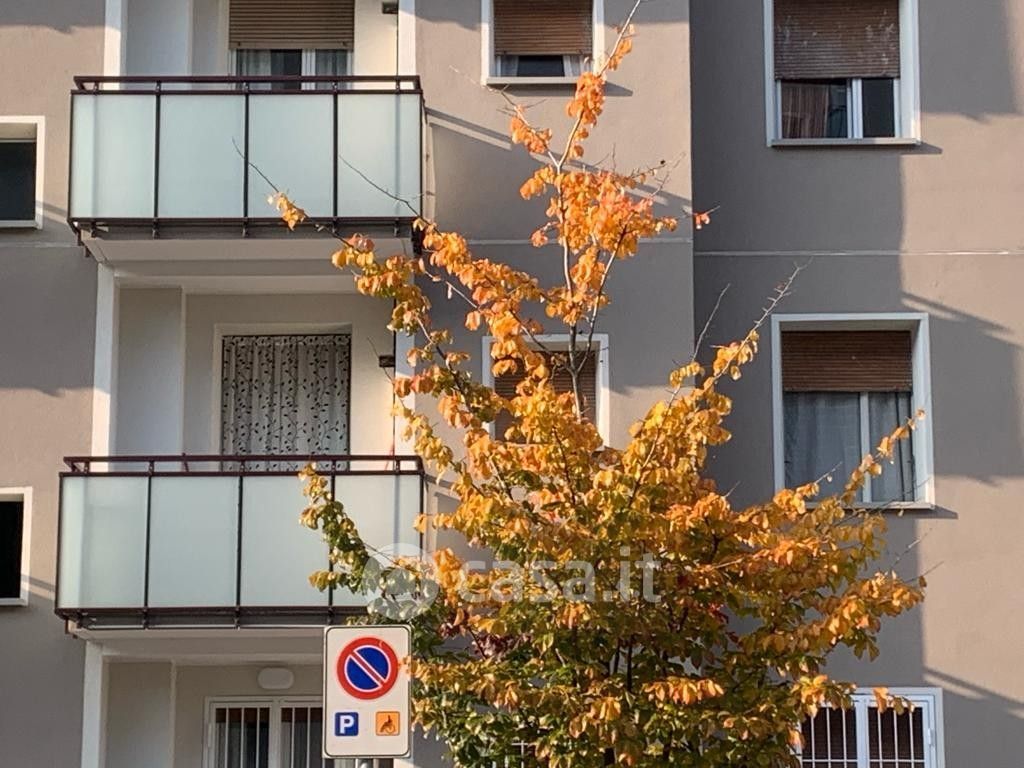 Appartamento in Vendita in Via Arturo Graf a Milano
