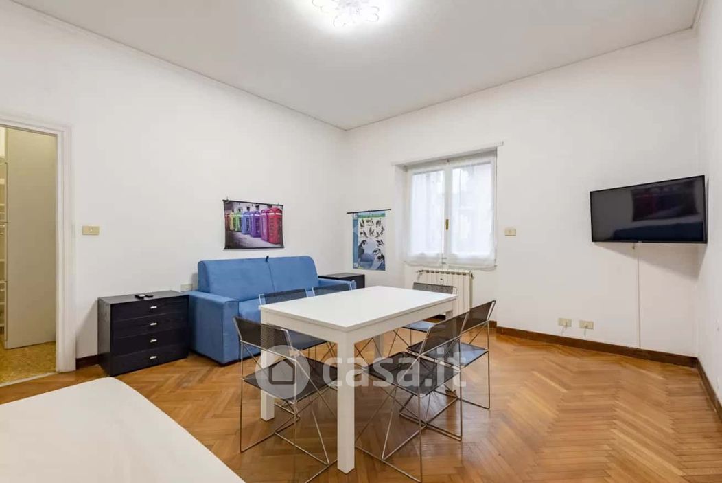 Appartamento in Affitto in Salita Superiore della Rondinella 18 a Genova