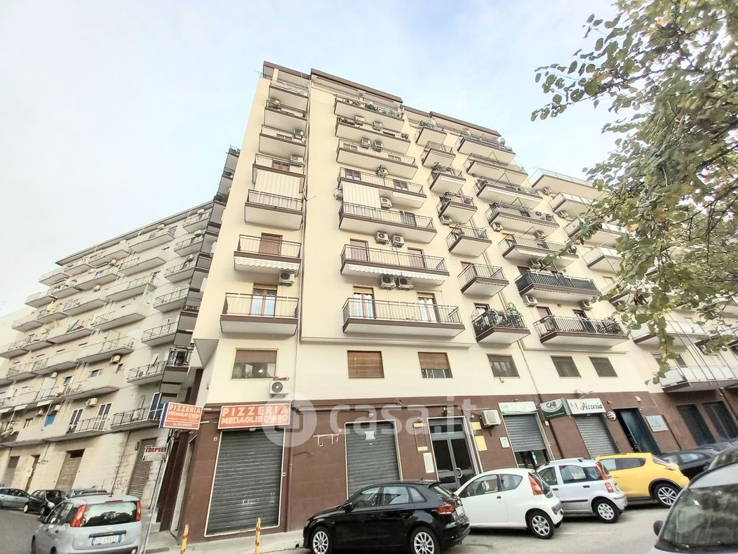 Appartamento in Vendita in Piazza Medaglie D'Oro 13 a Taranto