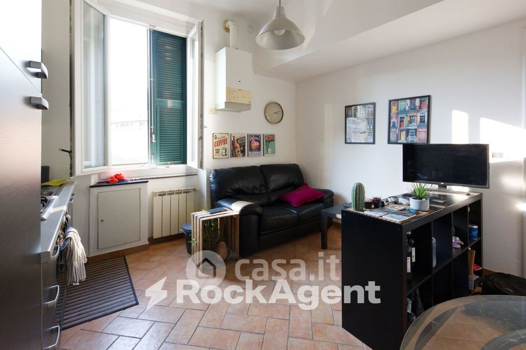 Appartamento in Vendita in Via Ponza 26 -18 a Genova