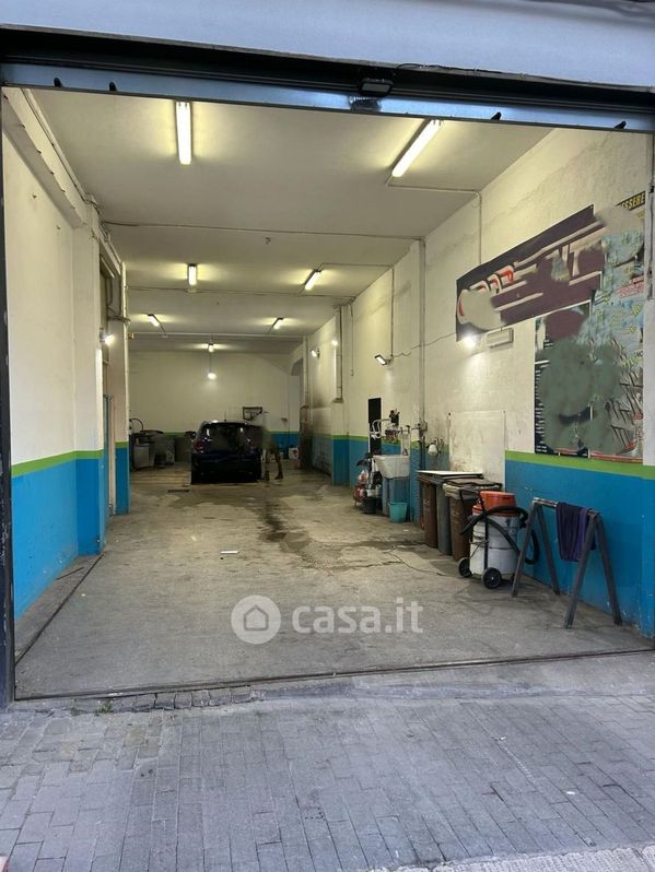 Negozio/Locale commerciale in Vendita in Via Giosuè Carducci a Ragusa